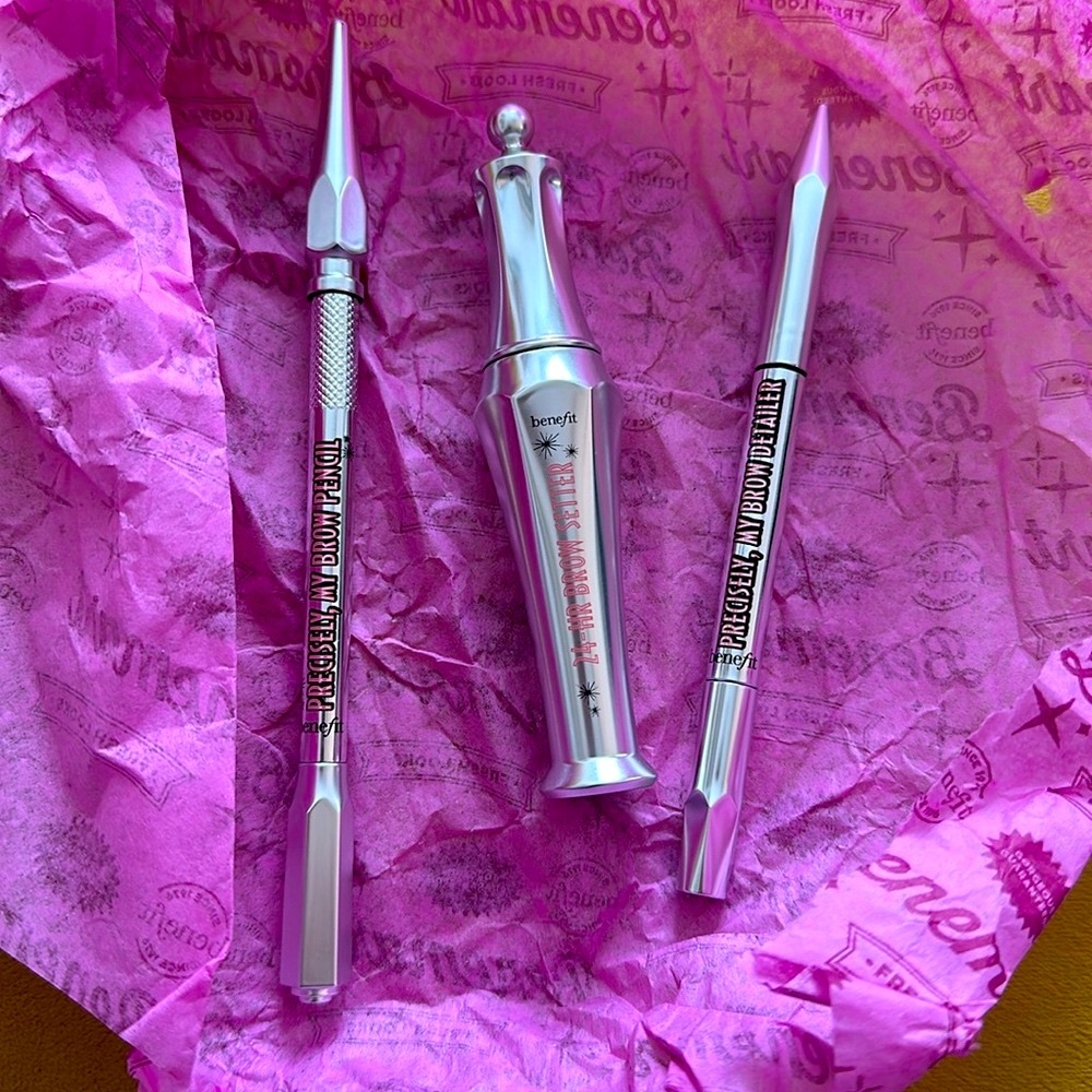 NEW Benefit Brow set - Brow Pencil, 24 hr Brow Setter & Brow Detailer